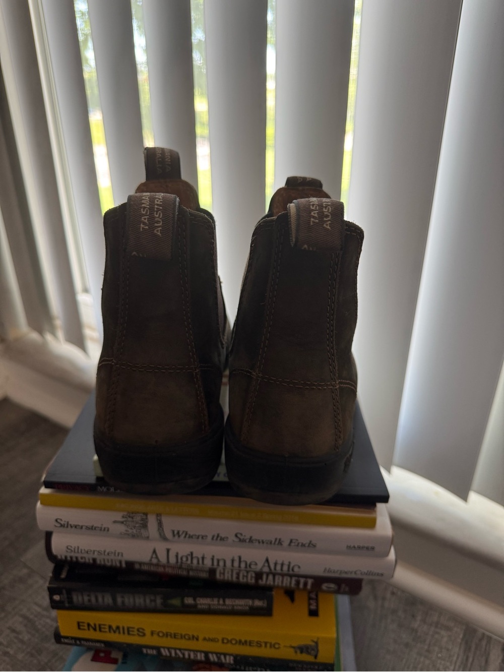 Blundstone 585 Rustic Brown Chelsea Ankle Boots - Picture 3 of 4